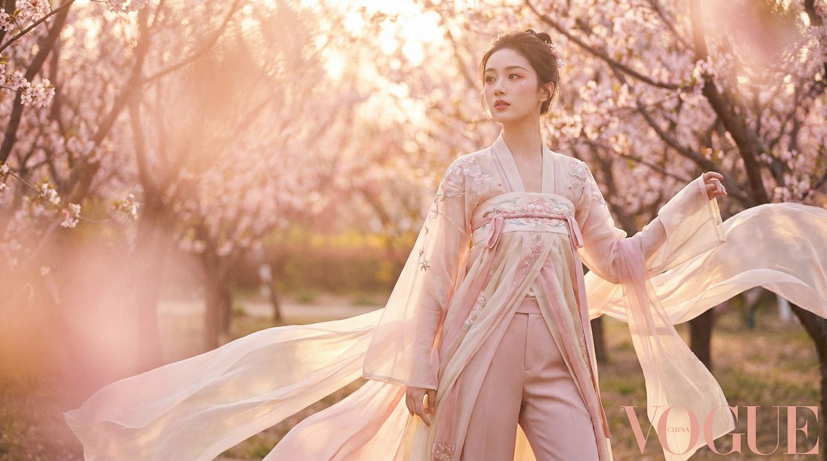 大奶视频演示：古风写真MV拍摄视频教程